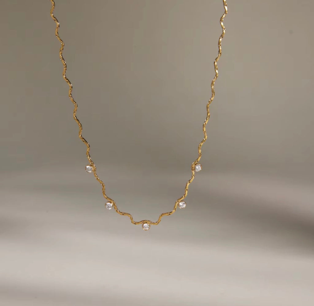 Collana Wave